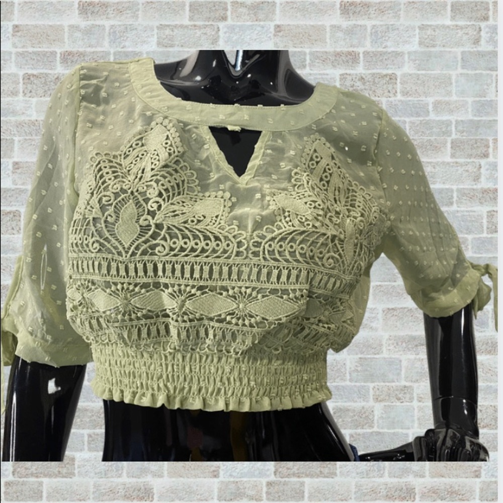 🔥3 for $25 Crop top one Size